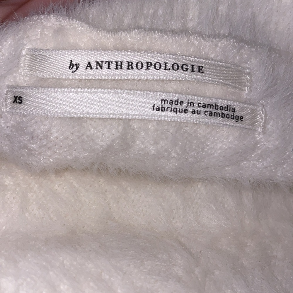 By Anthropologie Oversized Deep V-Neck Eyelash Tunic Ivory Sweater - Picture 5 of 5